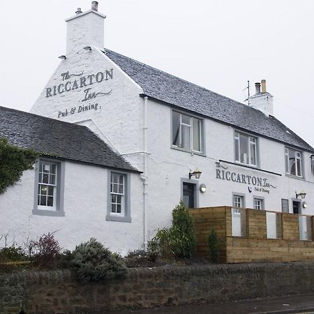 Riccarton Inn Currie Екстериор снимка