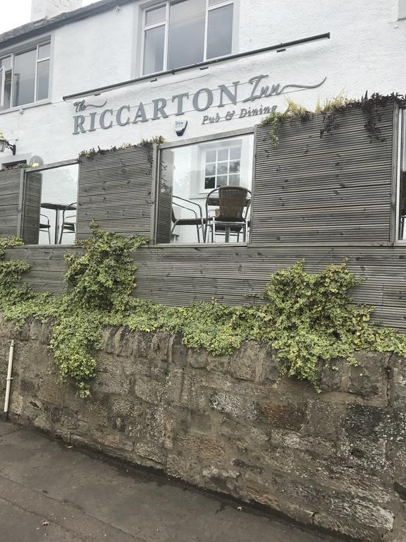 Riccarton Inn Currie Екстериор снимка